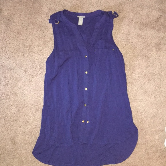 Charlotte Russe Tops - Button down tank